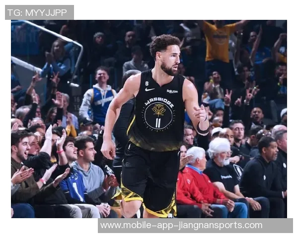 克莱状态回暖近5场场均17分三分命中率高达478展现佛光微现之势 克莱状态回暖近5场场均17分三分命中率高达478展现佛光微现之势